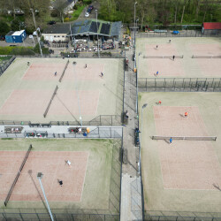 Tennisvereniging HBC's logo