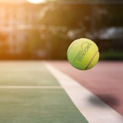 Tennisvereniging Breakpoint '83's logo