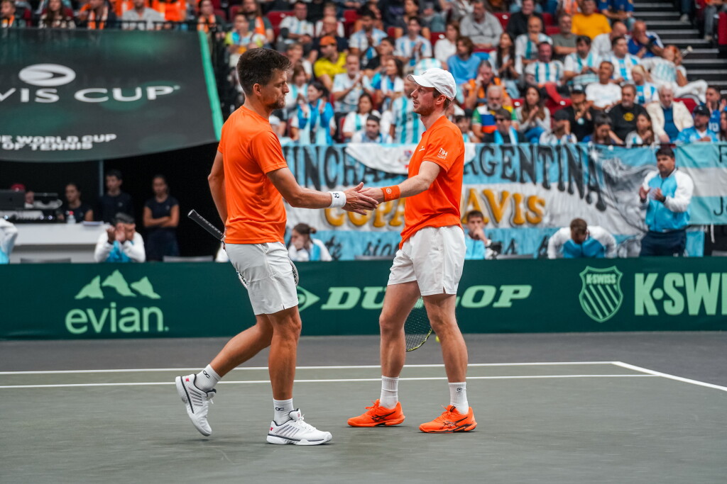 TeamNL moet in kolkende Martiniplaza buigen voor sterk Argentinië 
