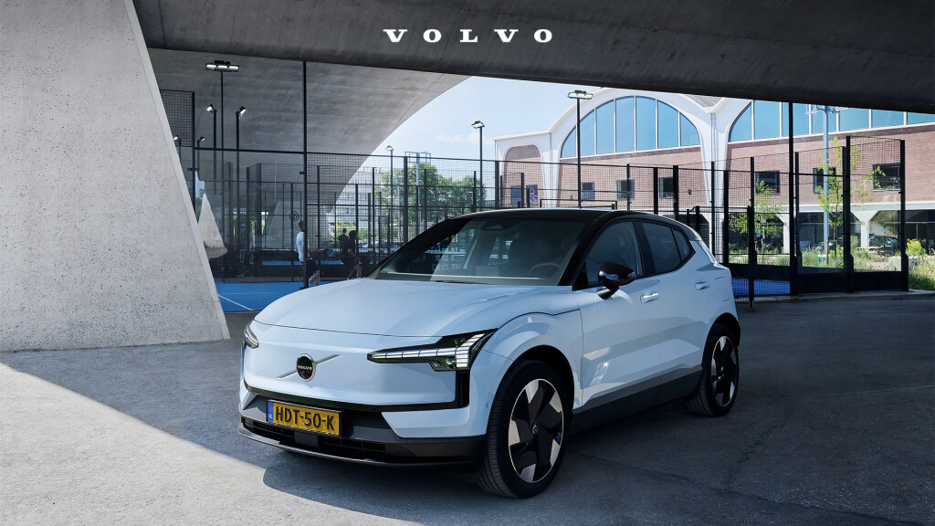Volvo EX30 en padel: samen onderweg